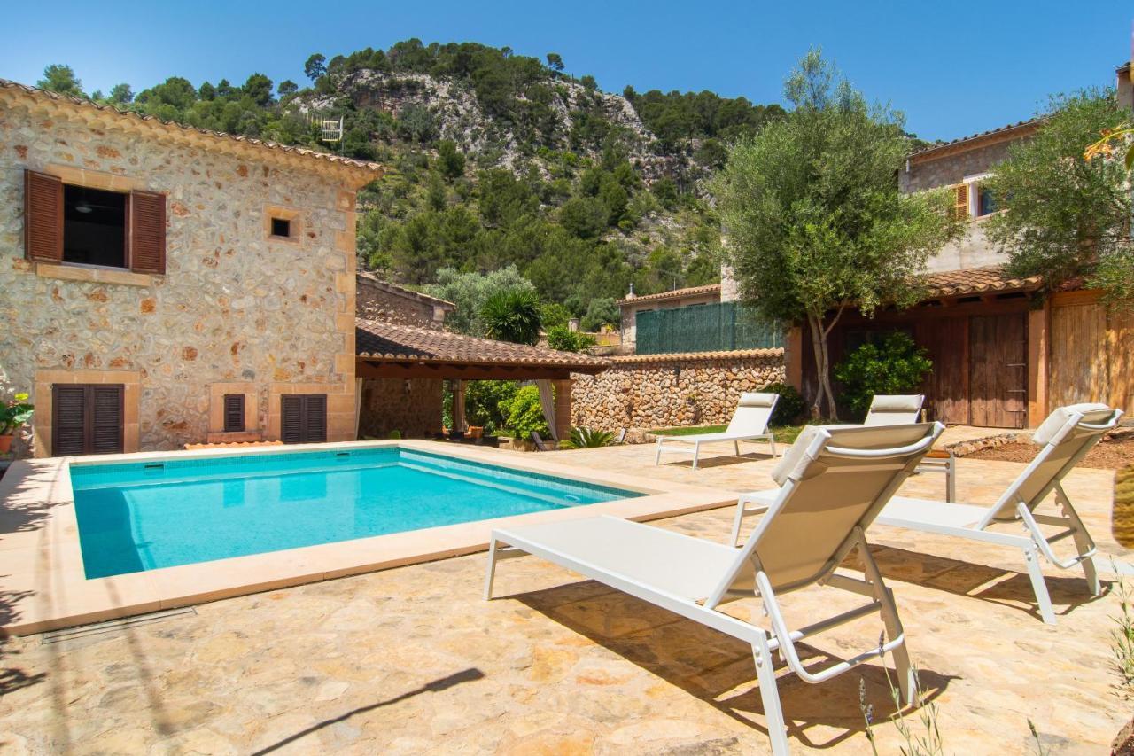 Fabulous Rural House With Views To The Mountains With Swimming Pool Villa Caimari Exterior photo